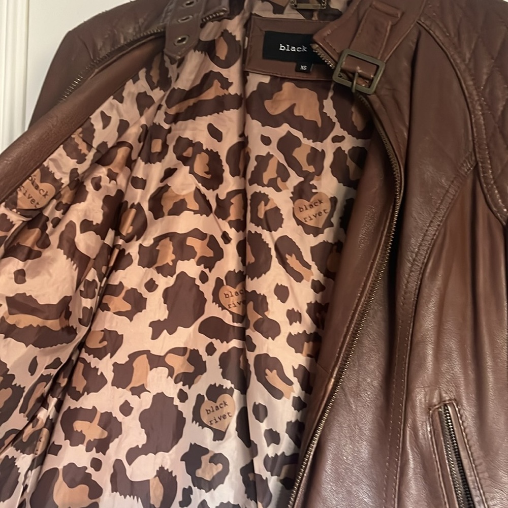 Black Rivet Brown Leather Jacket - Picture 4 of 8